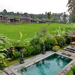 Mira Family Indonesië